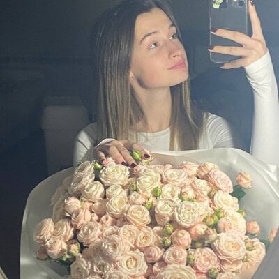 DarlineBrustera on StripChat