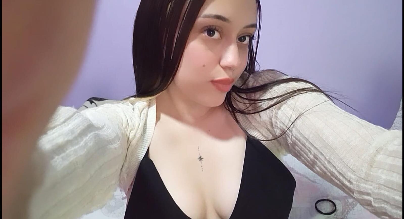 Annyy_tay