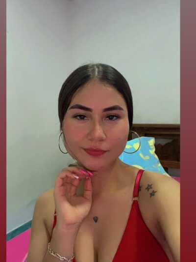 neferet_16 from stripchat