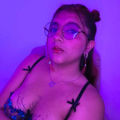 LexieBloom1