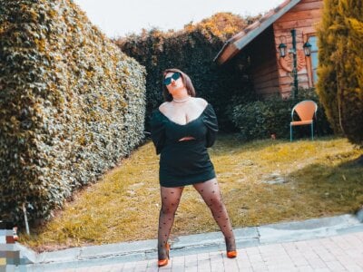 Karo_11_ - Stripchat Best Cam2cam Deepthroat Girl 