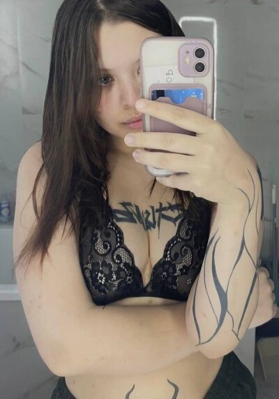 CarmenSotoo 💣 online sex chat