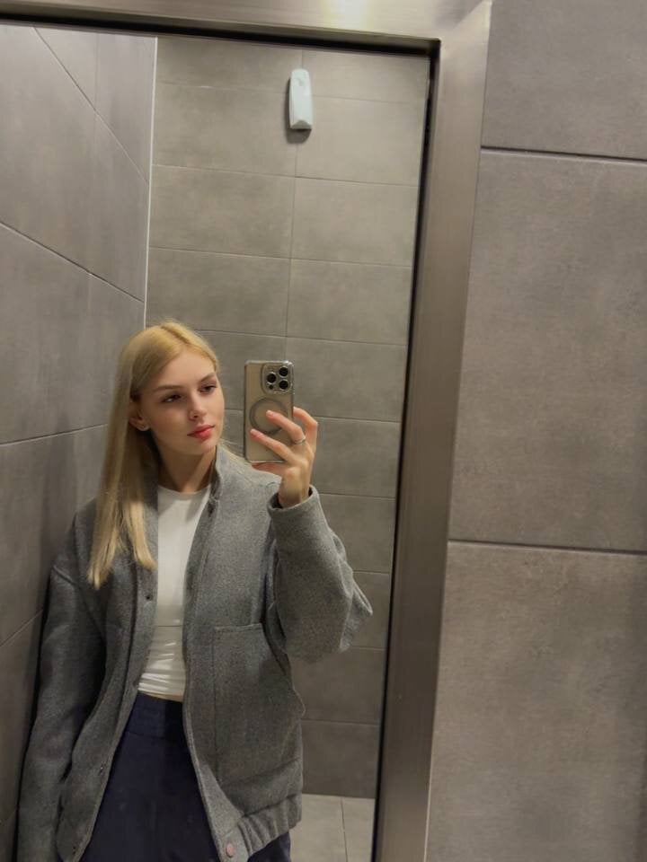 mega-camsex.com debravaughn livesex profile in deutsch cams