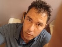 brwanyfukinman585's webcam live show