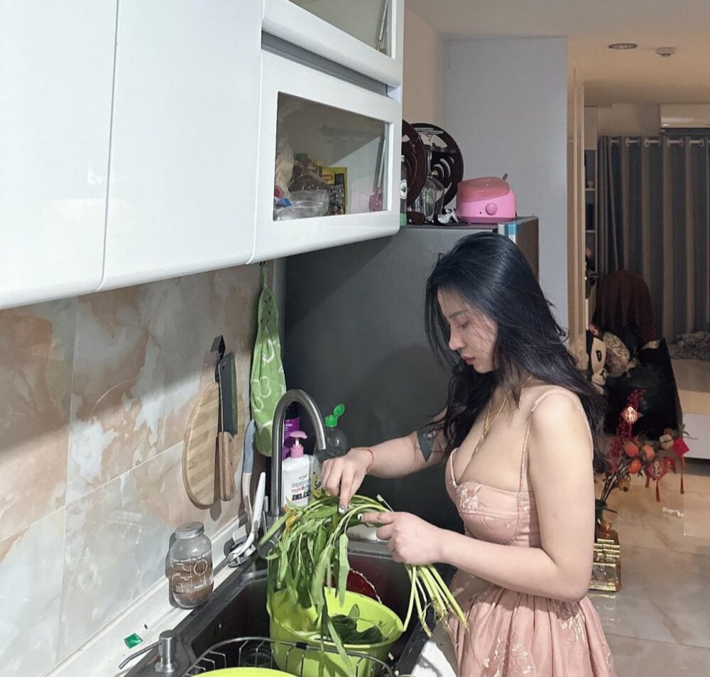 sexcams-joy.com ella_sex001 livesex profile in asia cams