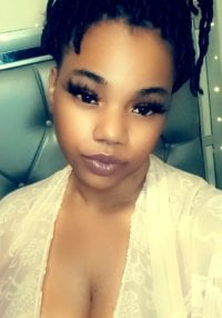 SandyCheeks228's Offline Chat Room