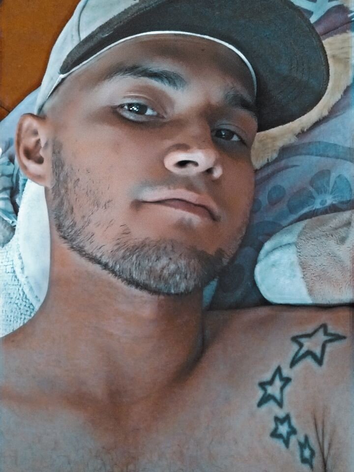 oliver_cal from stripchat