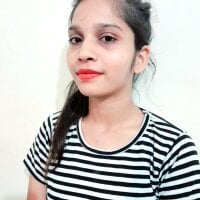 sofie_reyez1's Offline Chat Room
