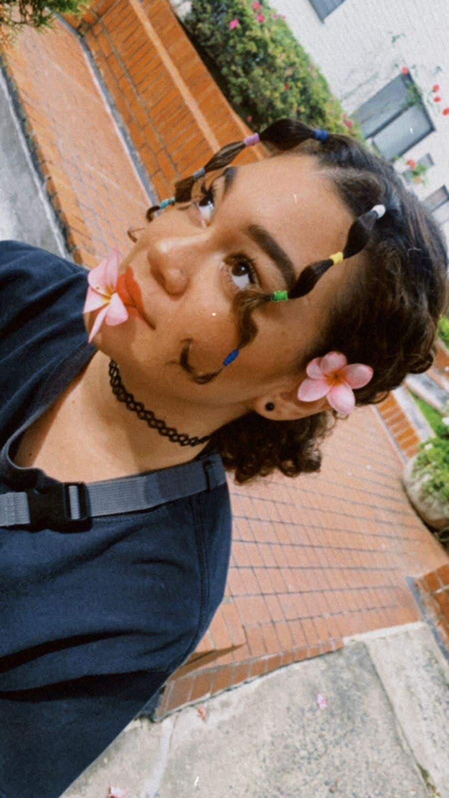 Petite__Spinelli