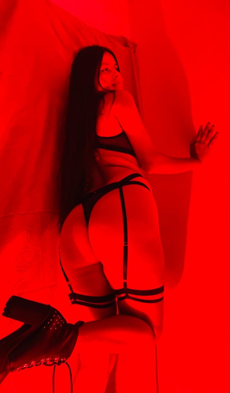 shy_latingirl