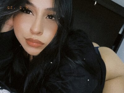 Abbydk_ Female Brunettesblowjob Online Cam Striptease