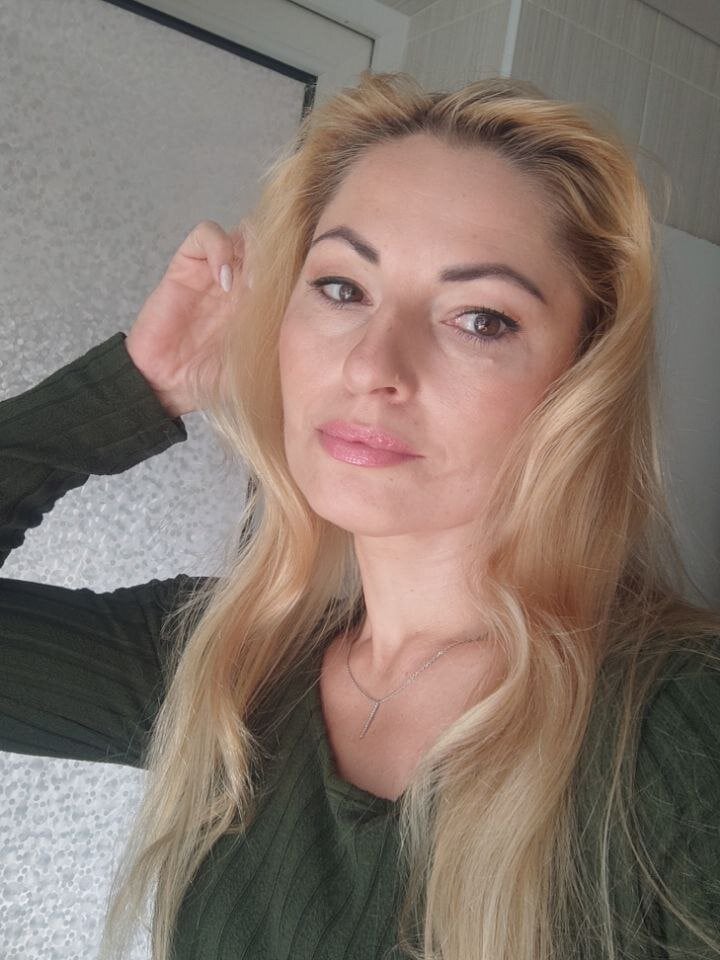 247camsex.com ladastar8385 livesex profile in on-the-couch-d cams