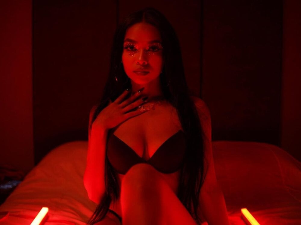 Alleanys_Cristal's Offline XXX Chat