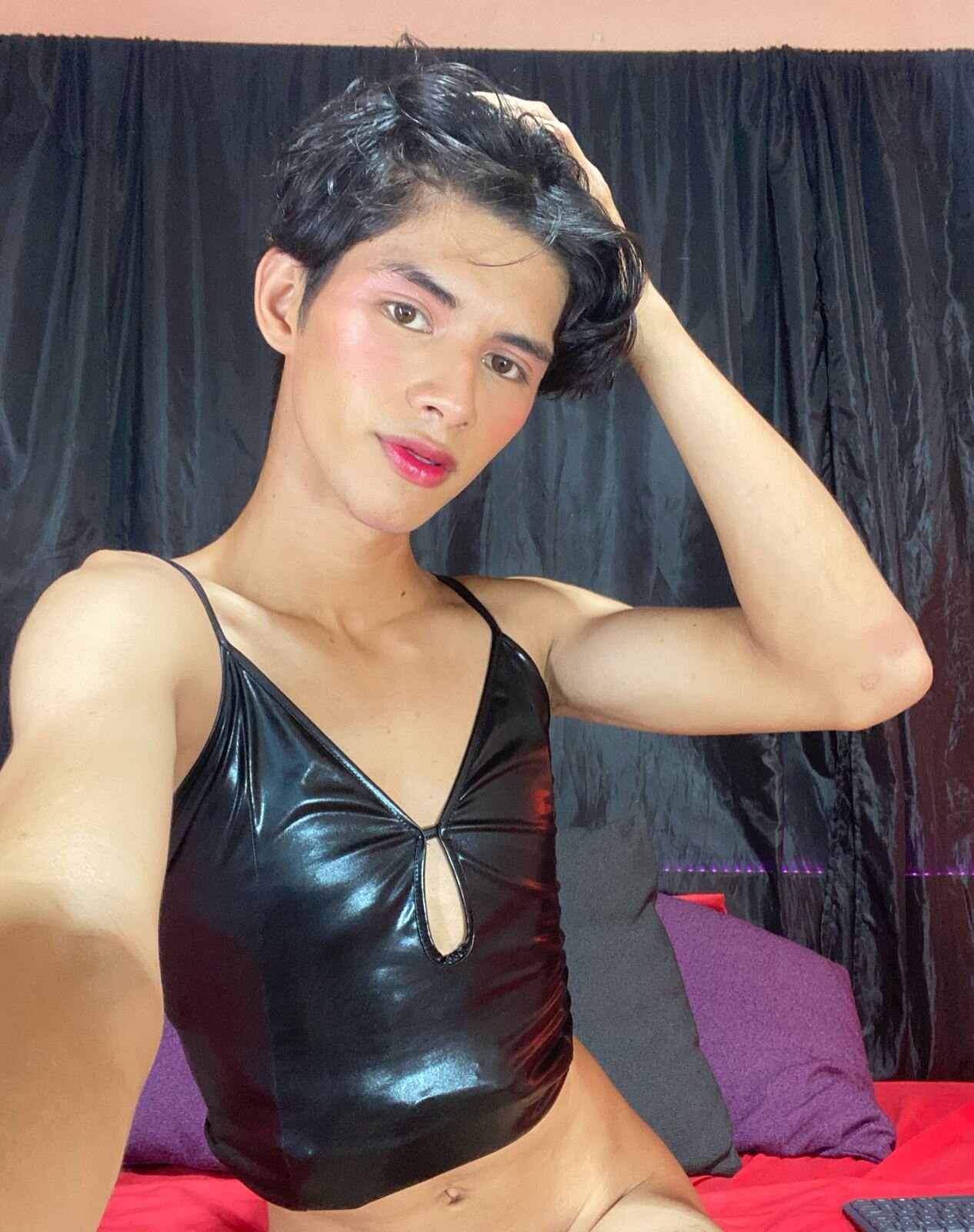 LUNA_LITTLE_