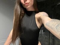 LIlamuse's webcam live show