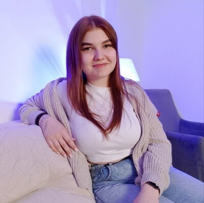 adult sex chat Kira Allan