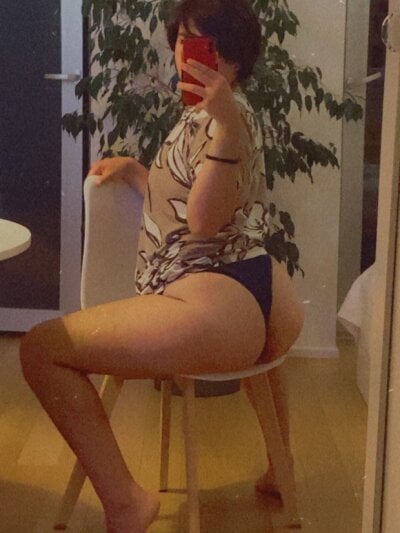 Eryneee - Stripchat Cam2cam Twerk Smallaudience Boy 