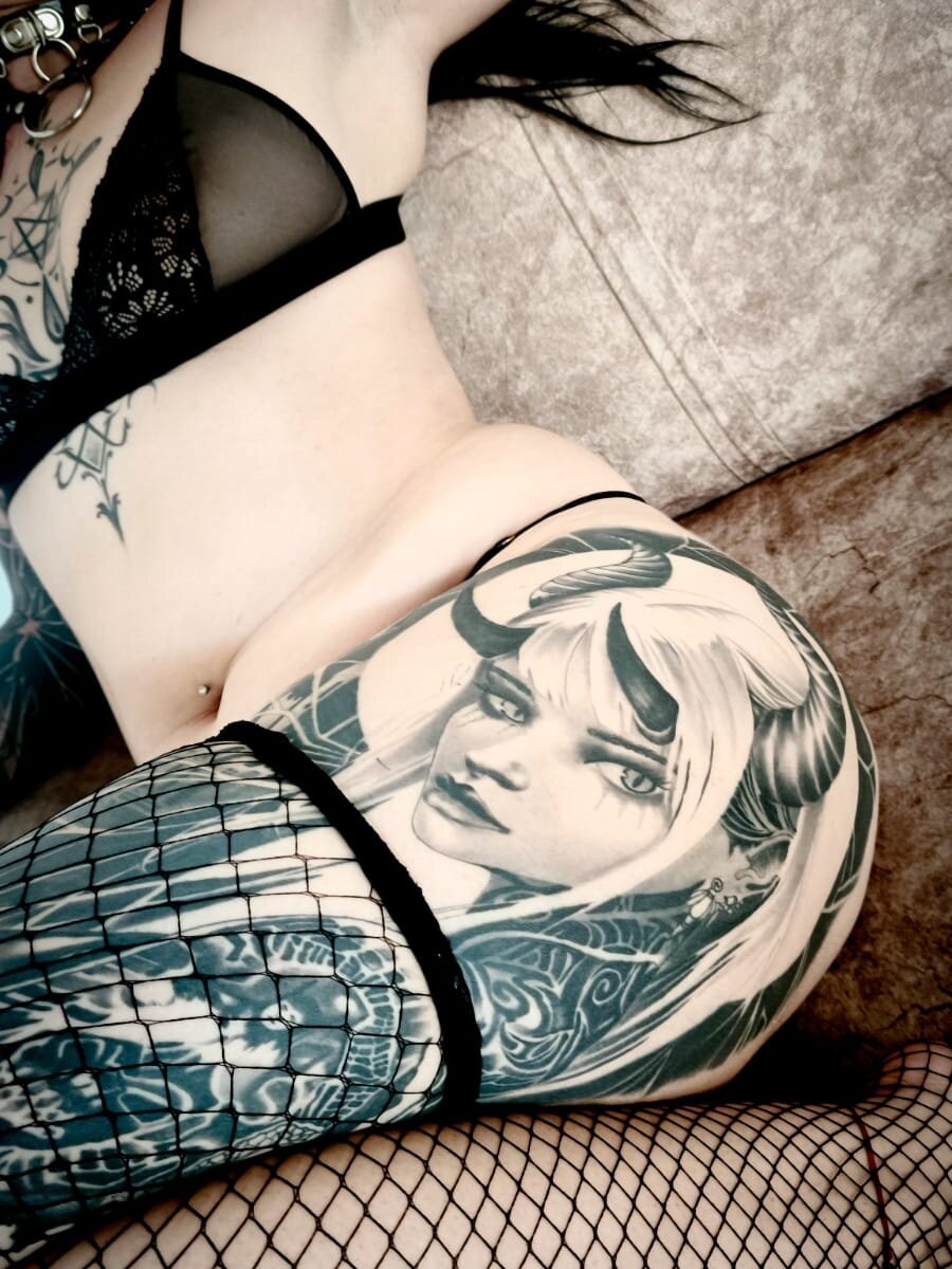 jenny_lewis_ from stripchat