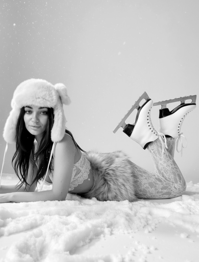 SaraLow on StripChat