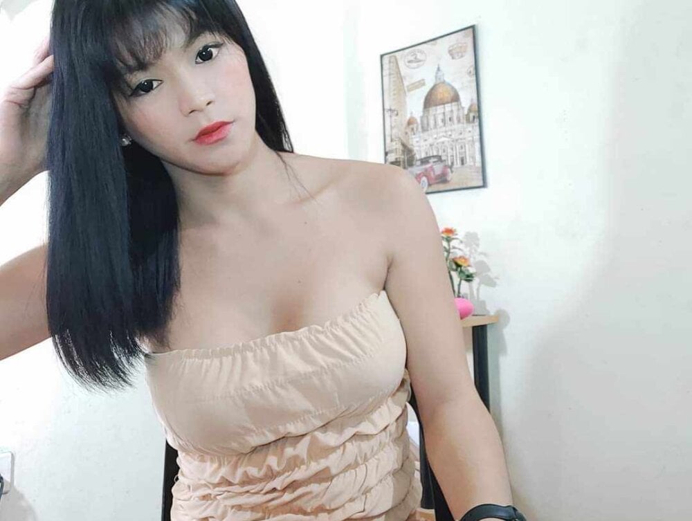 kagura18 live cam model at StripChat