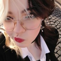 FredericaHakes offline chatrum
