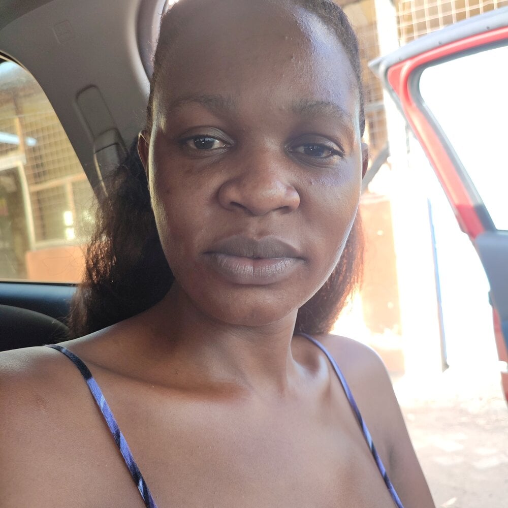 Live sex webcam photo for cynty102 #282807718