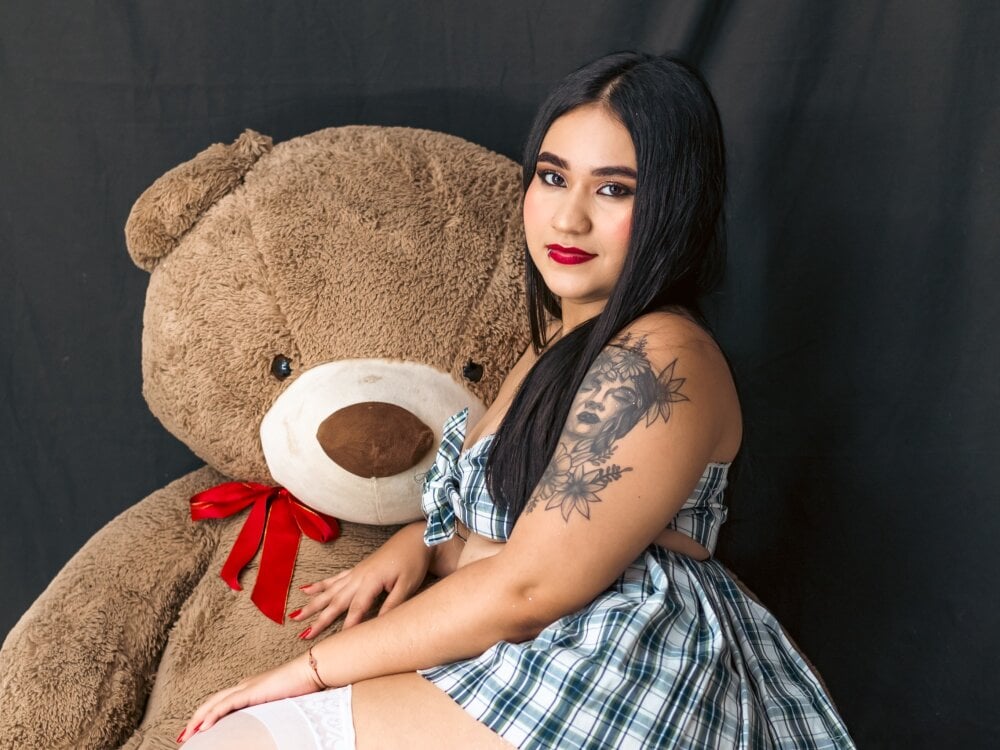 nahomy_goddes profile