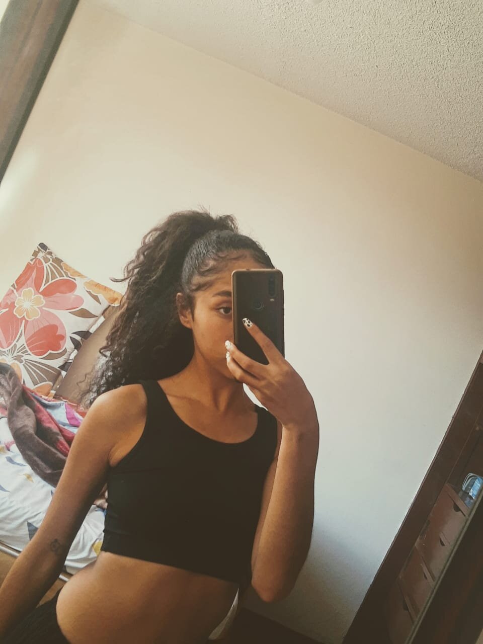 mia_your_ebony
