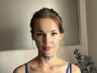 ViktoriaHill's Offline Chat Room