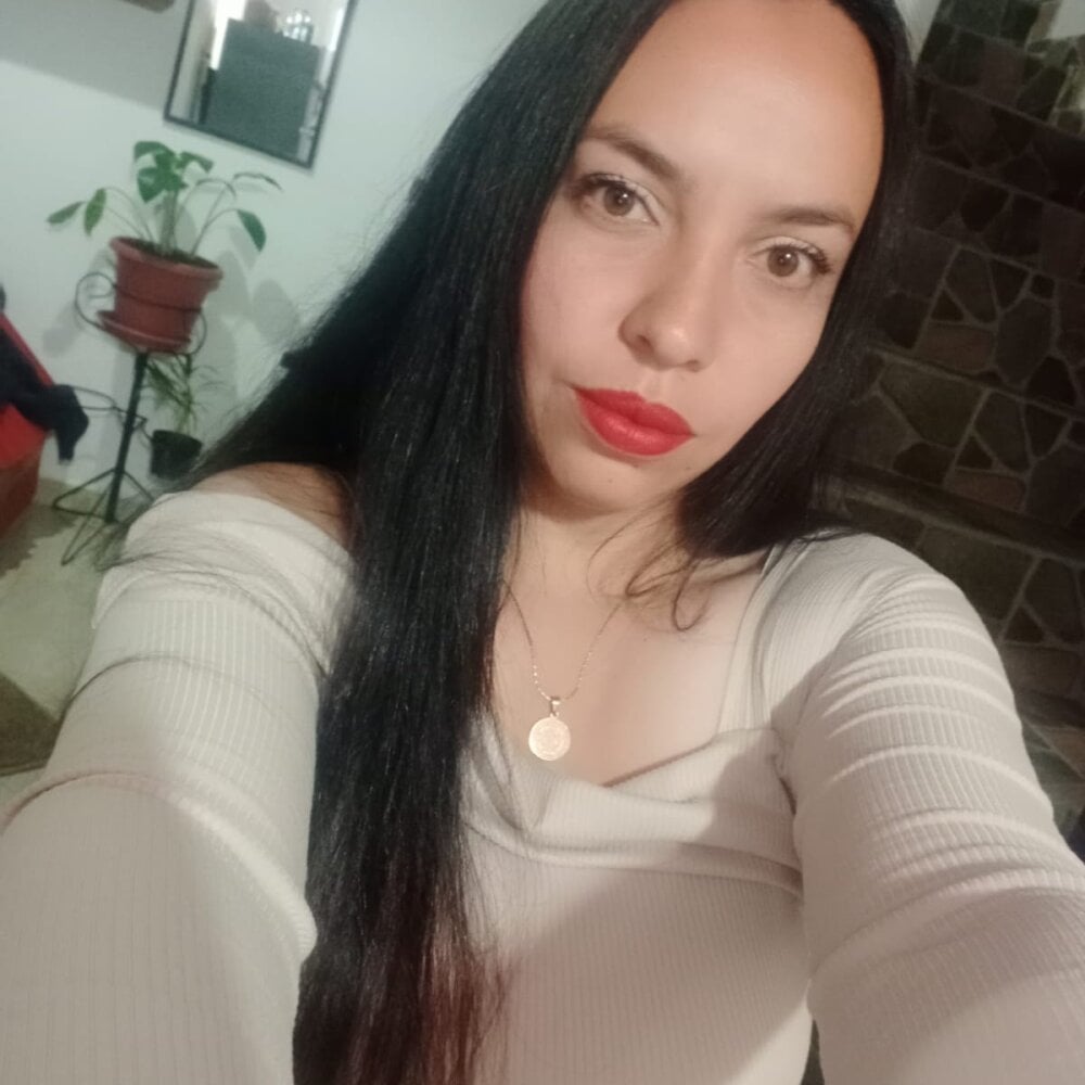 emma_glamm from stripchat