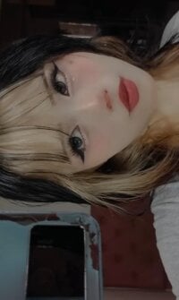 Mavis_tay's webcam live show