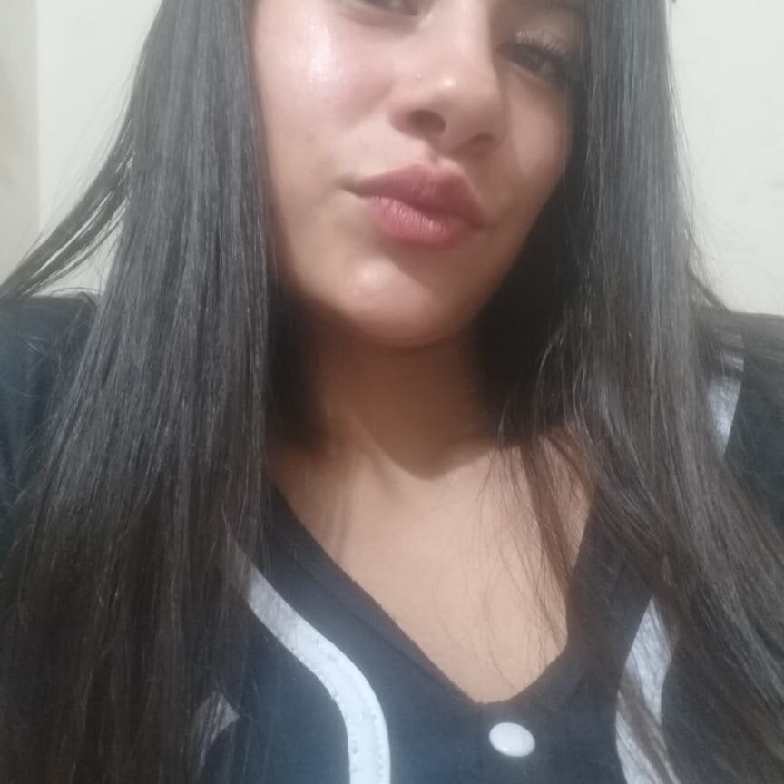 sharlotcloverr_