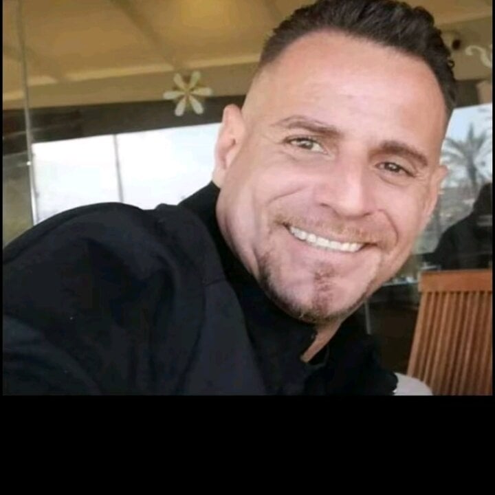 Yerayq15i's Offline XXX Chat