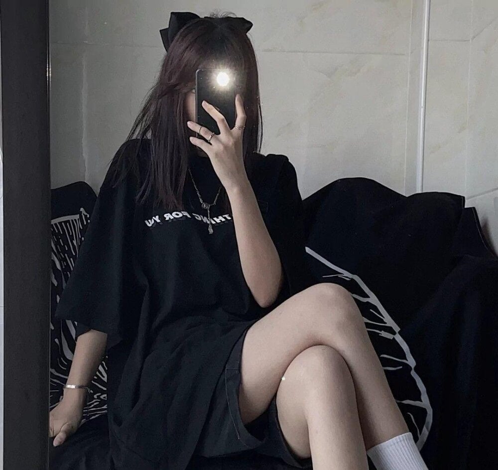 Live sex webcam photo for Olivia_babe #288353235