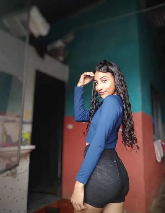 skinnycanella18