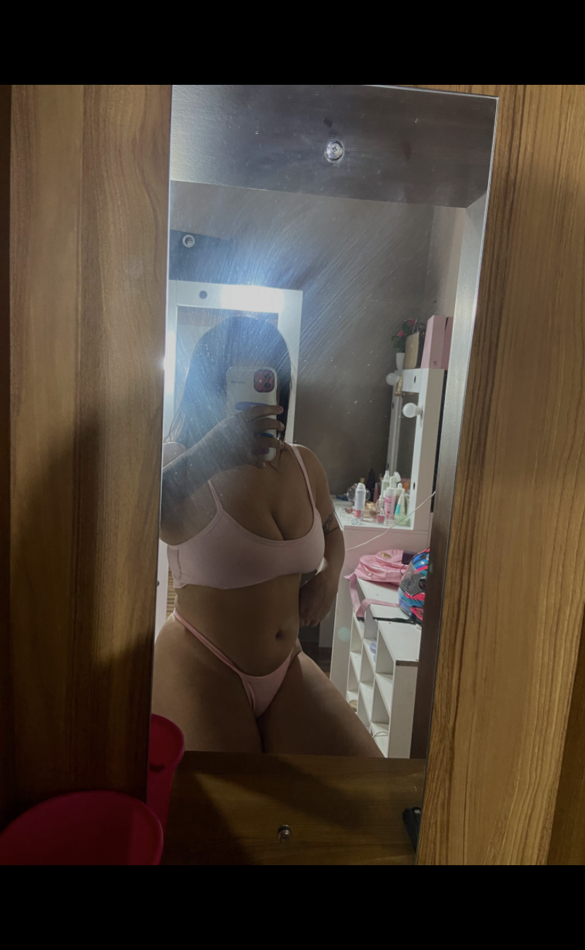 amateursex-livecam.com kkercyy livesex profile in tip-me-and-im-here3 cams