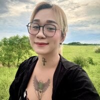 TransAndrea's Offline Chat Room