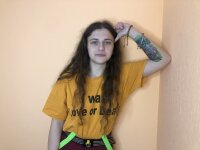 FloraYaws' Offline XXX Chat