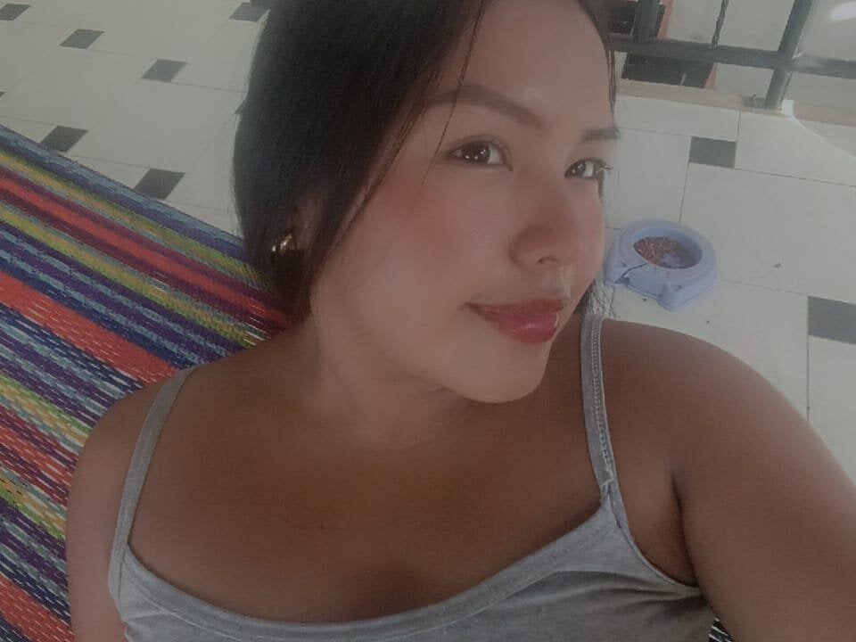 maria_hotgirl22's chat room
