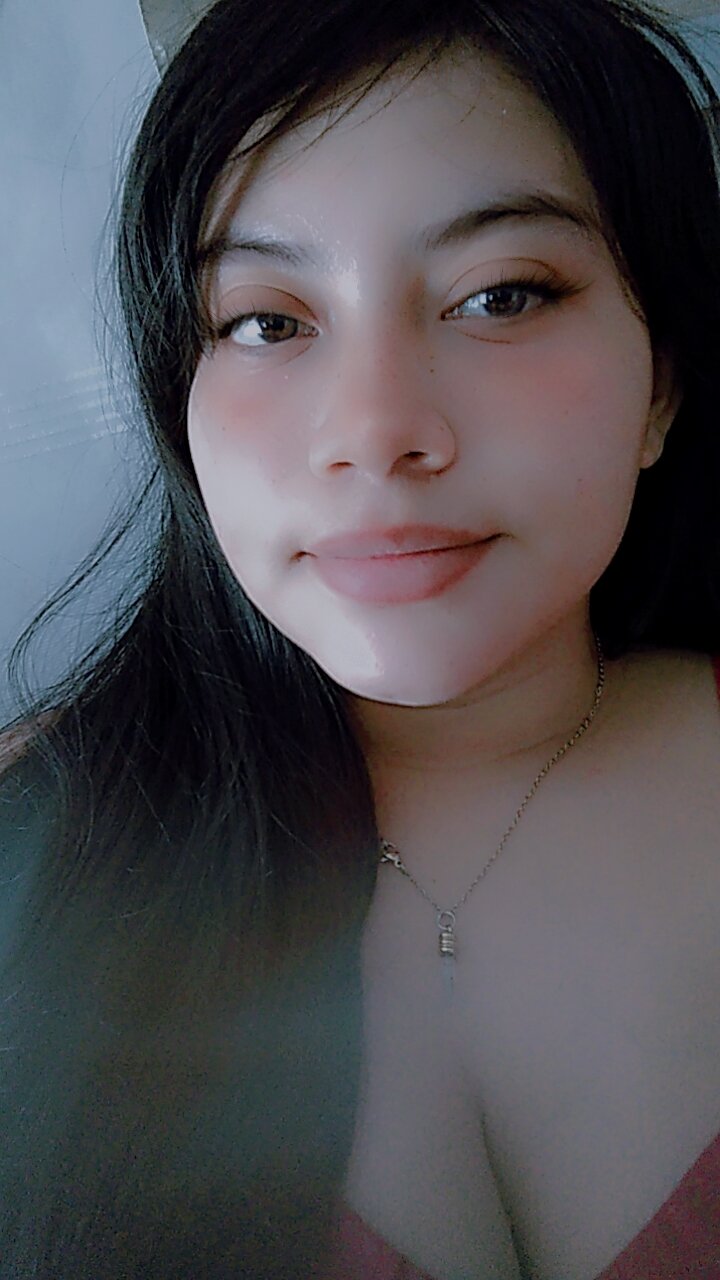 mia_laura