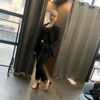 Hotwife41Live Webcam