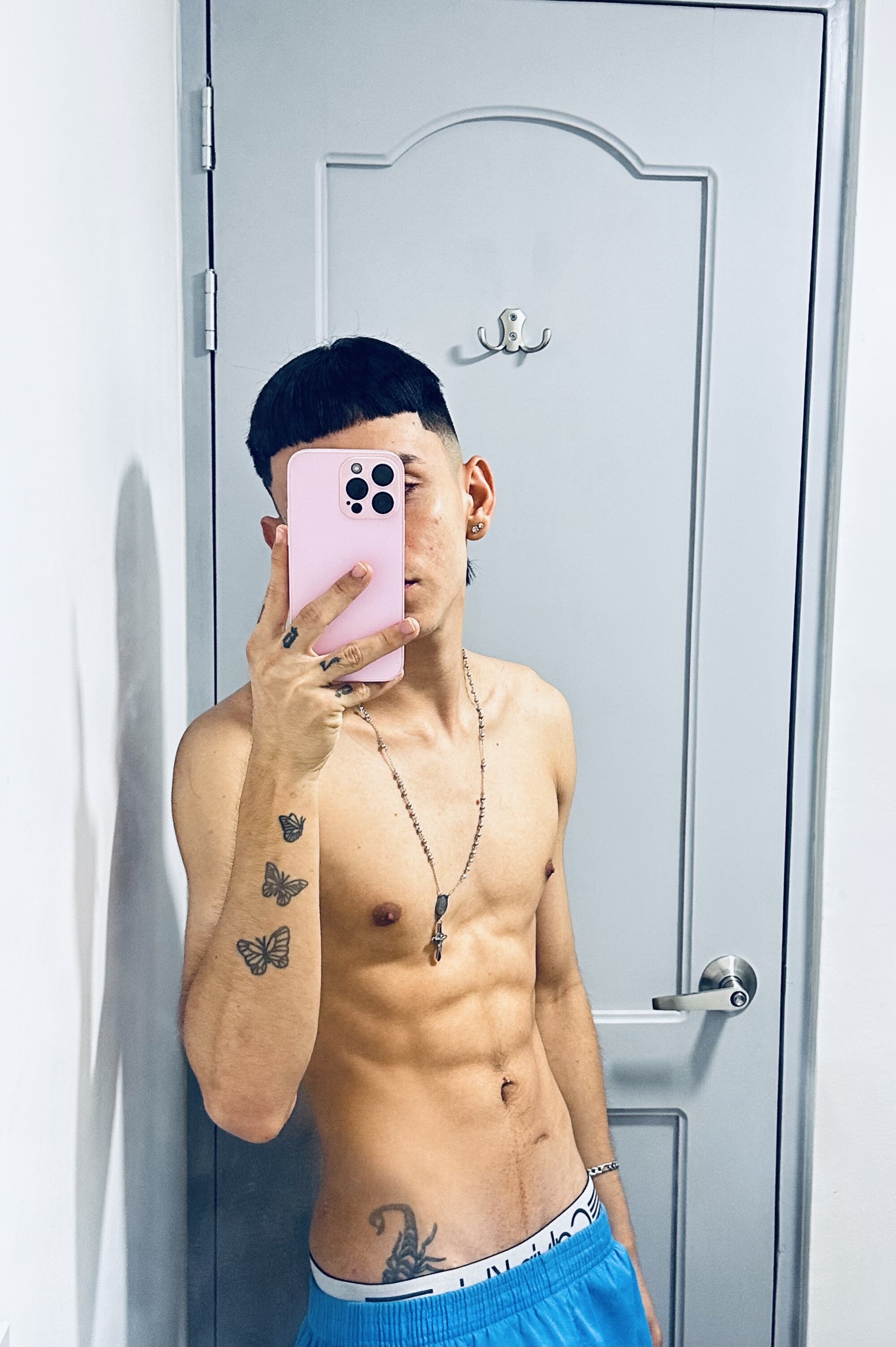 Letsme_see_gay_porn