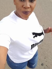 MelowD_2's webcam live show