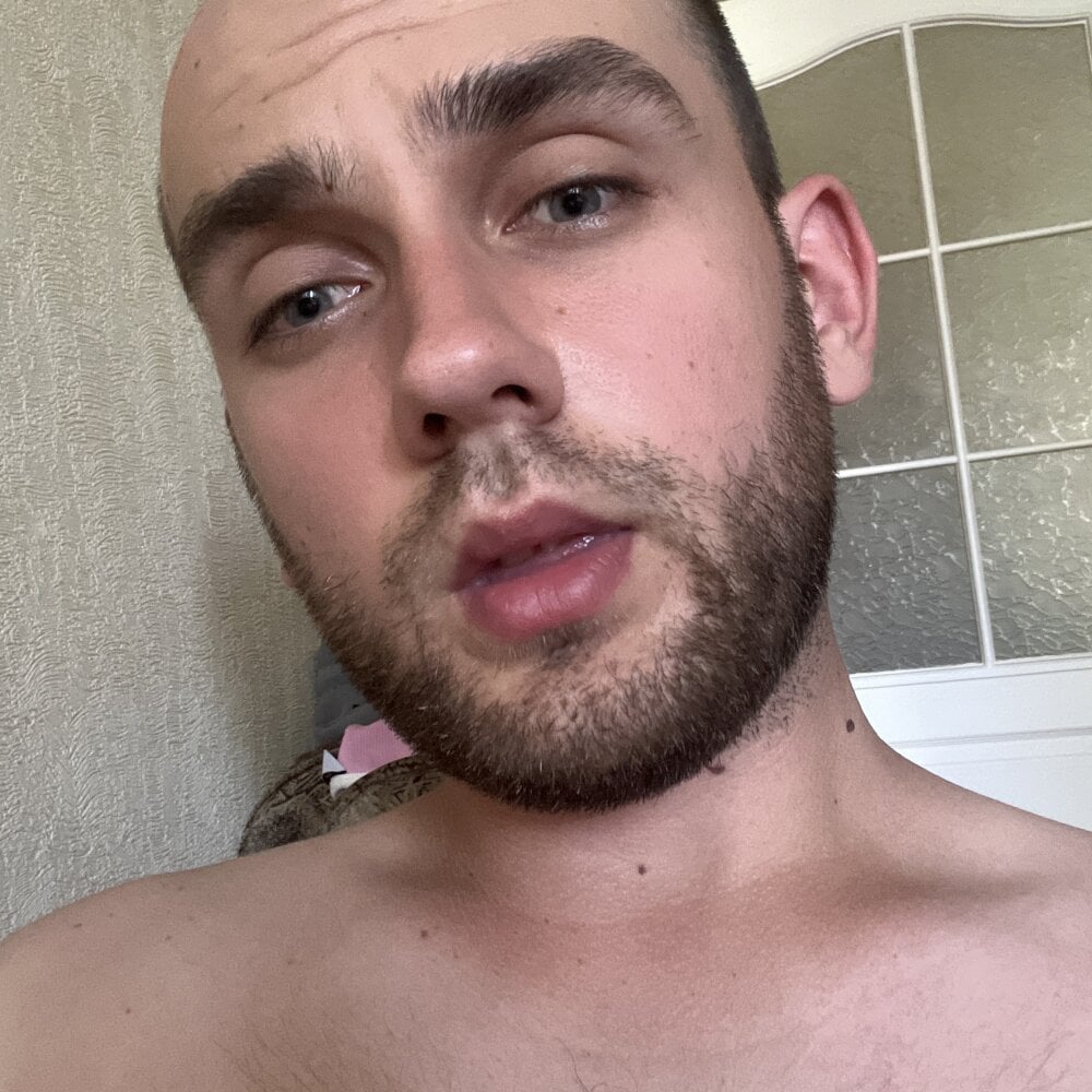 LuckyGirlfriends profile