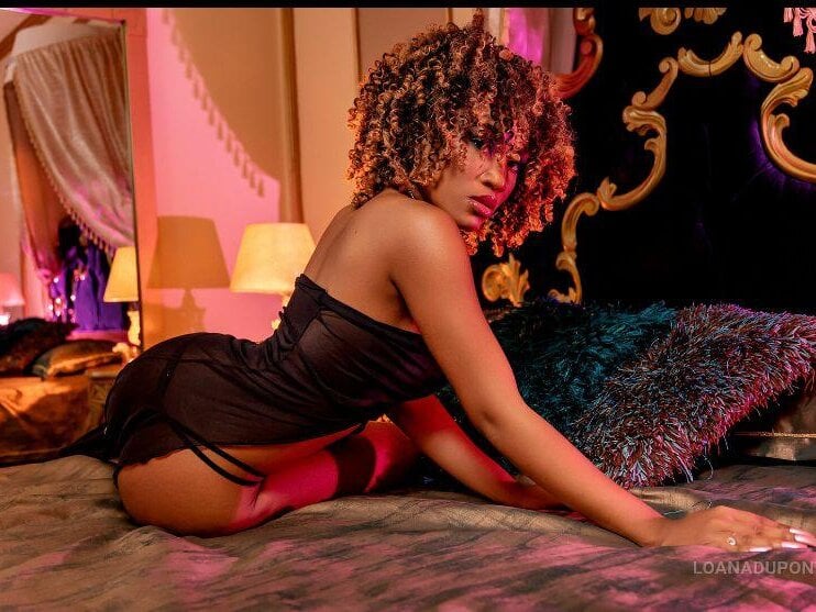 onaircams.com loana_dupont livesex profile in ebony cams