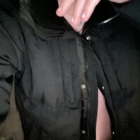 looking4g1rls' Offline XXX Chat