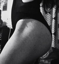 karishka_mishka____'s Offline XXX Chat