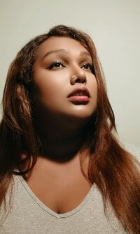 Tessa_love666's Offline Chat Room