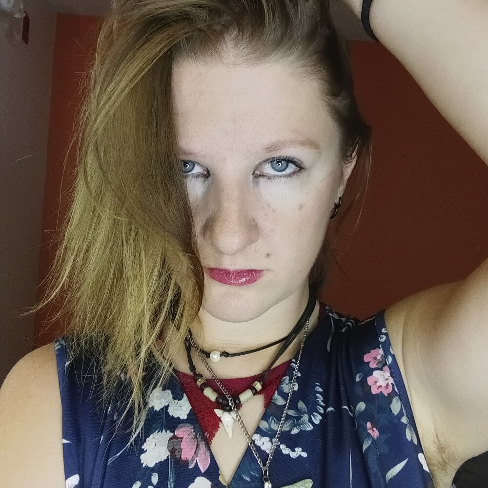 feralfealty from stripchat