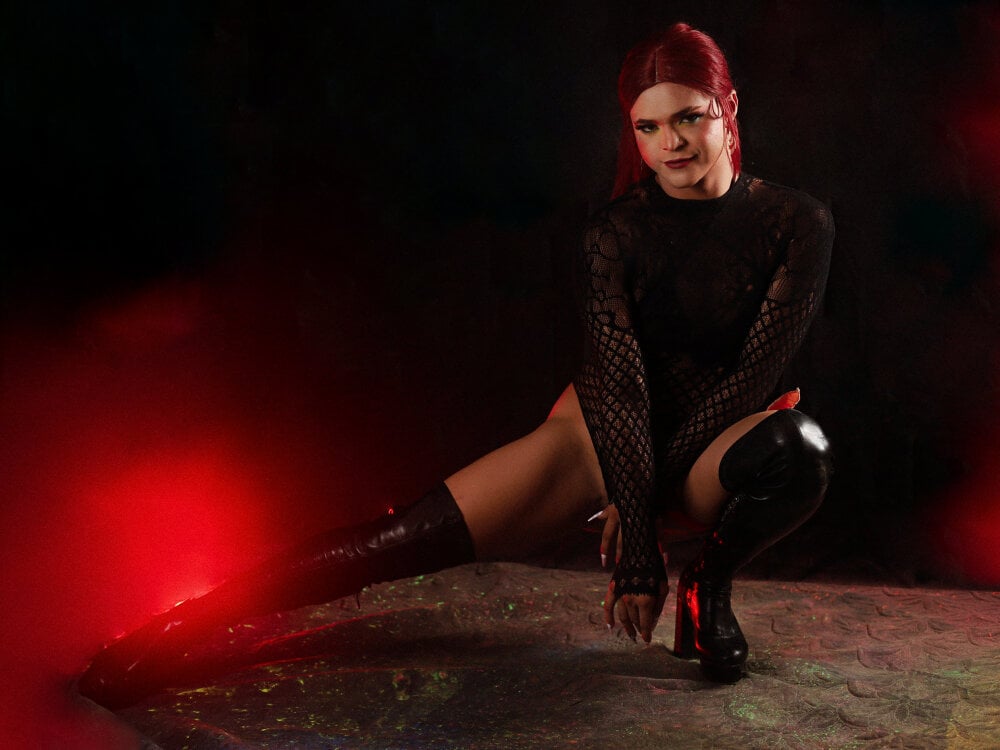 Live sex webcam photo for KenyaWalker #282874833